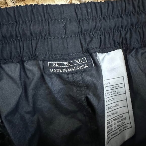 VTG Nike Golf Track Pants Men XL Black Gold Baggy Windbreaker Ankle Zip … - Picture 7 of 7